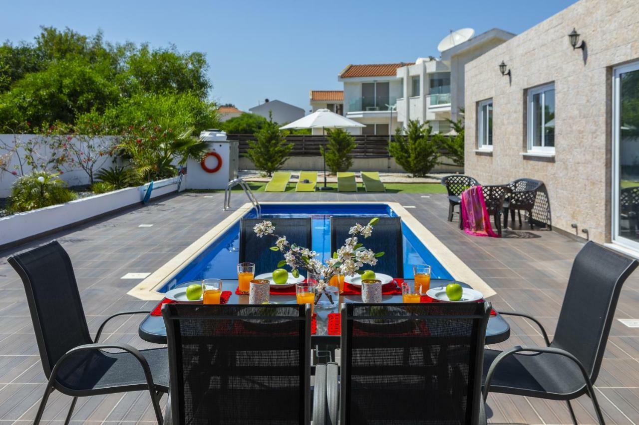 Protaras Villa Hollywood Extérieur photo
