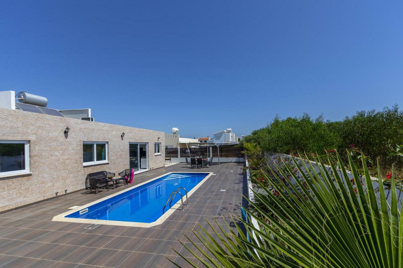 Protaras Villa Hollywood Extérieur photo