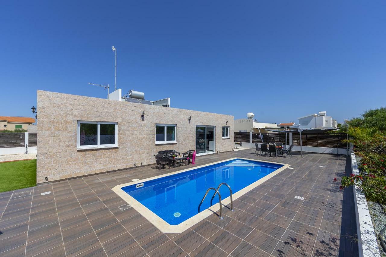 Protaras Villa Hollywood Extérieur photo